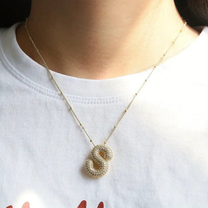 Set de Collar con Inicial de Letra Burbuja | Oro