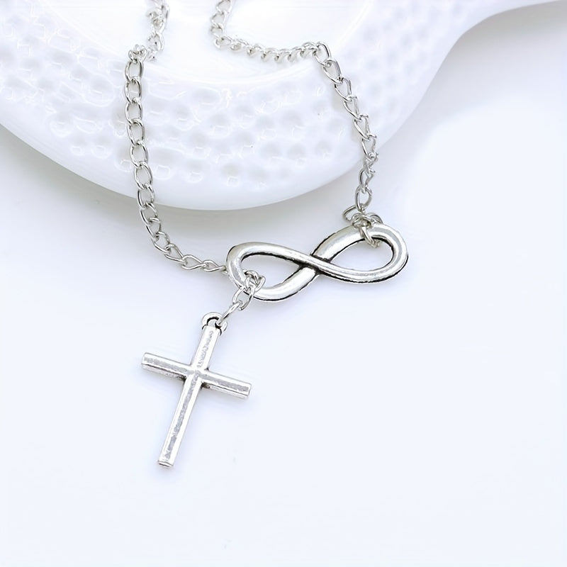 Collar con Colgante Cruz Eterna | Oro