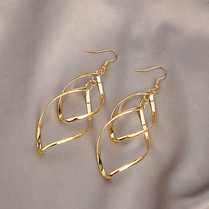 Pendientes Colgantes Minimalistas en Capas | Oro