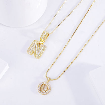 Set de Collar con Inicial de Letra Pave | Oro