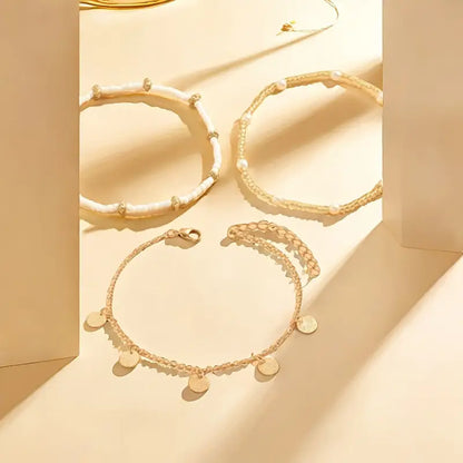 Set de Tobilleras Capas Costera Encantadora de 3 Piezas | Oro